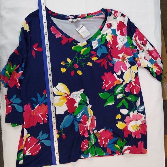 The Pioneer Woman XL (44-46) Women Bold Floral Print Blouse Very Comfortable NWT - Picture 7 of 7